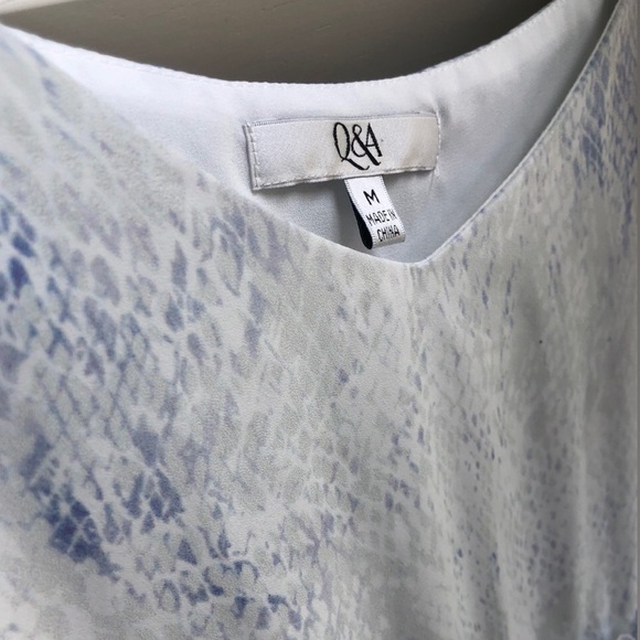 white and blue snakeskin mini dress - Picture 3 of 7